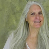Christine Davis Photo 23