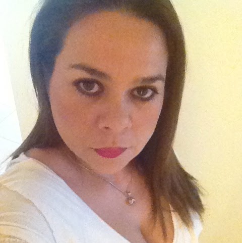 Helen Escobar Photo 28