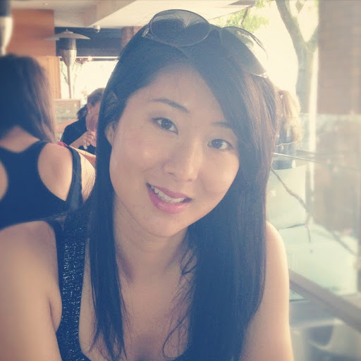 Angela Lui Photo 11