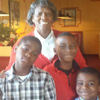 Ernestine Stewart Photo 17