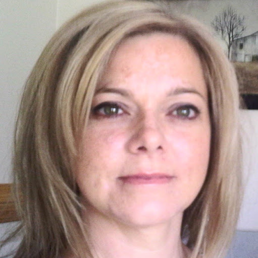 Angela Hoffman Photo 7