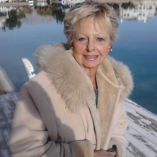 Diane Williams Photo 33