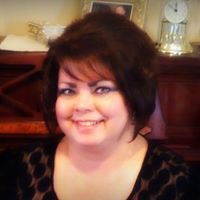 Lynette King Photo 29