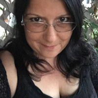 Lisa Wolfe Photo 16