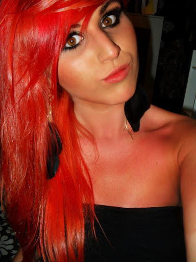 Hayley Cook Photo 7