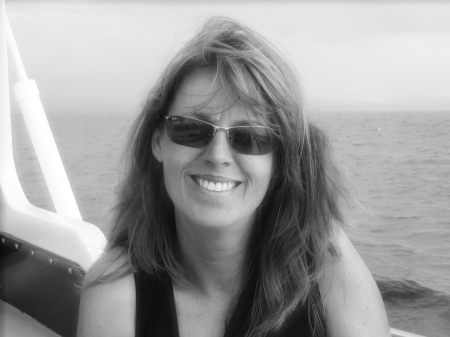 Debbie Nicholson Photo 17