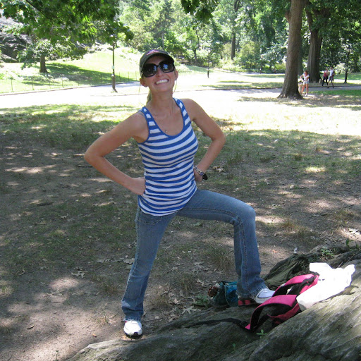 Heather Saunders Photo 33