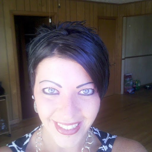 Carrie Workman Photo 15