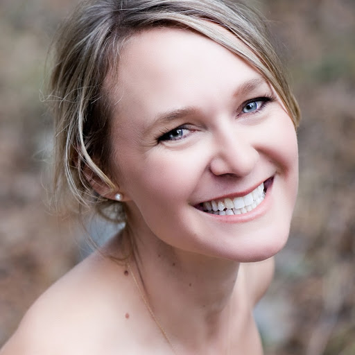 Amy Busch Photo 31
