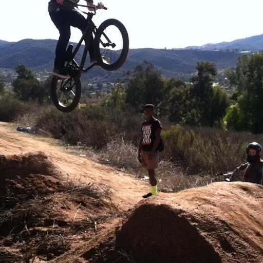 Jason Calhoun Photo 9