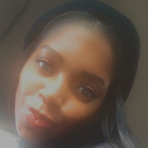 Erica Gross Photo 23