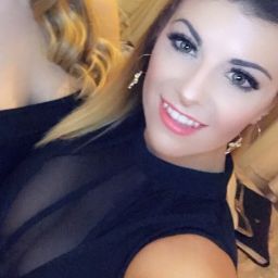 Nikki Webster Photo 34