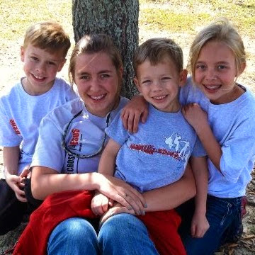 Melissa Conyers Photo 3