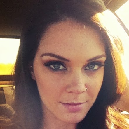 Alison Tyler Photo 14