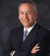 Miguel Nunez Photo 5