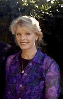 Elizabeth Frost Photo 30