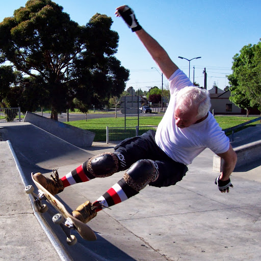 Peter Rowe Photo 36