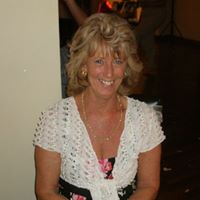 Christine Lomax Photo 13