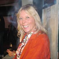 Robin Whitley Photo 10