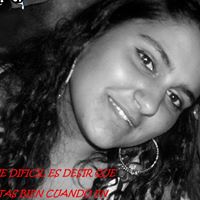 Paula Fernandez Photo 9