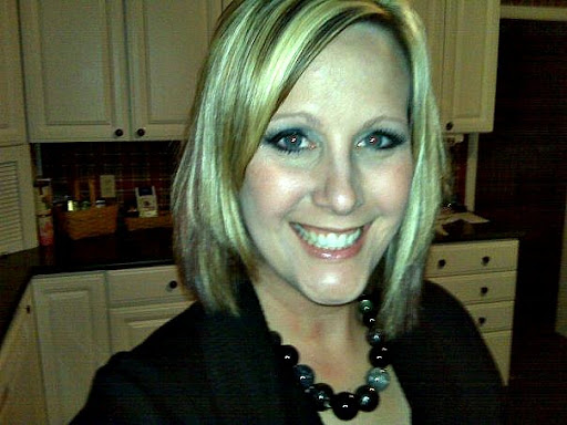 Angela Ayers Photo 34