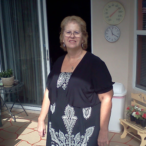 Sandra Mays Photo 36
