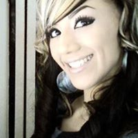 Selina Gray Photo 8