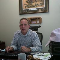 Robert Moffett Photo 17