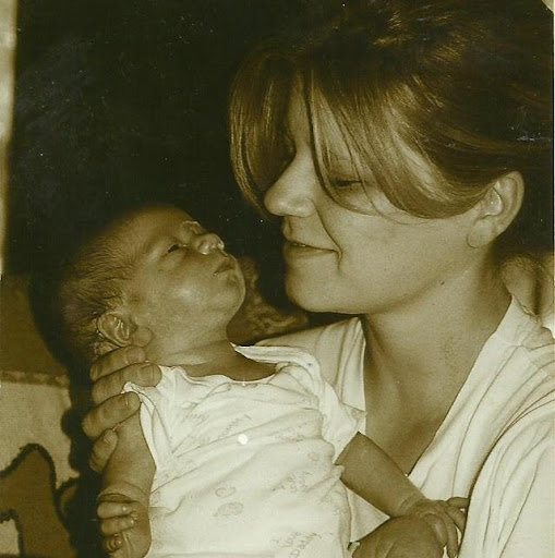 Angela Hoffman Photo 11