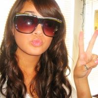 Alison Munoz Photo 6