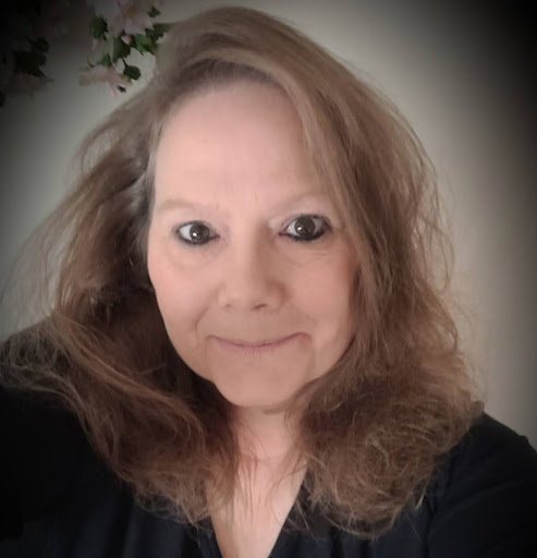 Theresa Hayes Photo 24