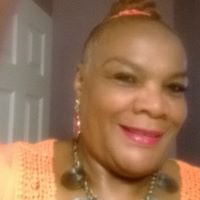 Renee Hardy Photo 18
