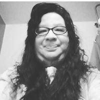 Desiree Flores Photo 17