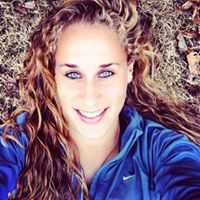 Caroline Hernandez Photo 49