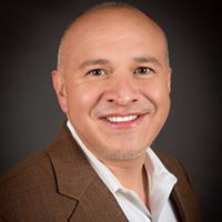 Robert Robledo Photo 18