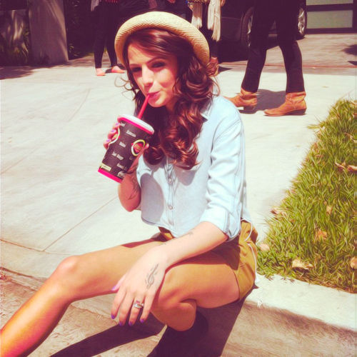 Holly Gregory Photo 15