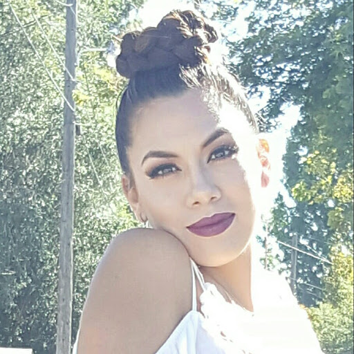 Stephanie Torres Photo 21