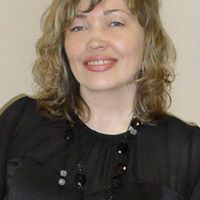 Lindsay Moore Photo 32