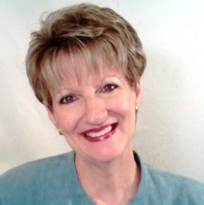 Rebecca Alderman Photo 14