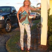 Carol Witt Photo 15