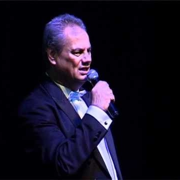 Robert Magyar Photo 32