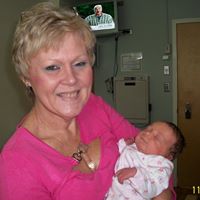 Teresa Mayes Photo 33