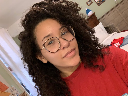 Daniela Hernandez Photo 1