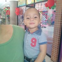 Elmer Robles Photo 26