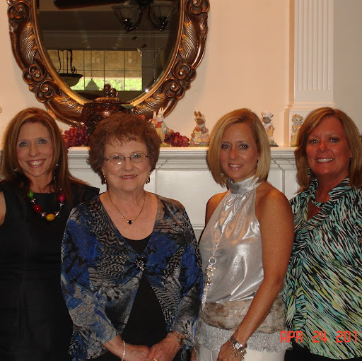 Jane Williams Photo 32