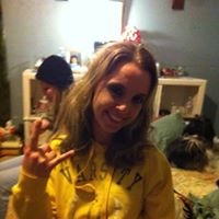 Jodie Combs Photo 3