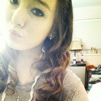 Alyssa Warner Photo 13