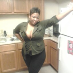 Ebony Jones Photo 35