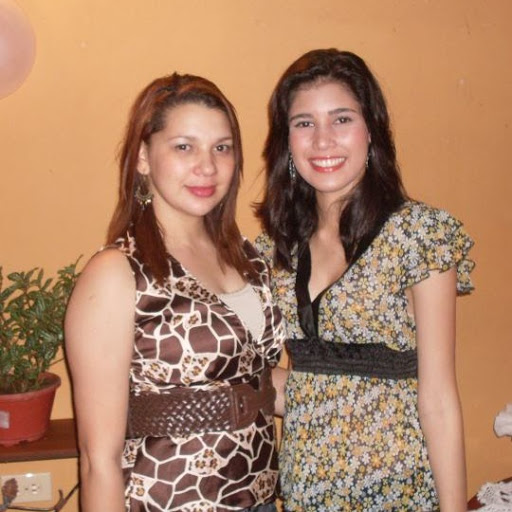 Stephanie Martinez Photo 35