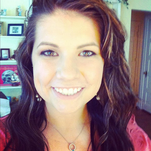 Leah Henderson Photo 46